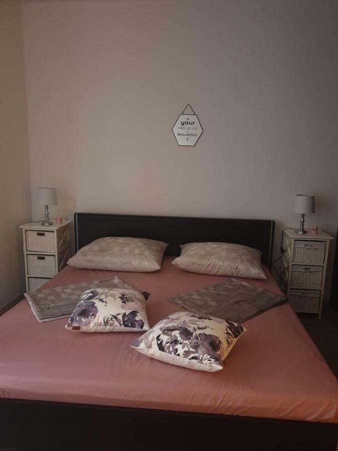 Stella Apartment Sibenik Charm&History United מראה חיצוני תמונה